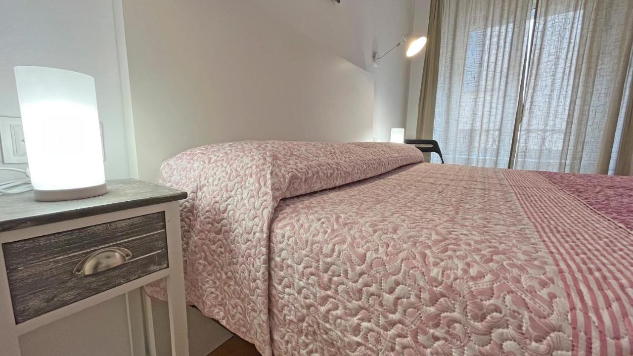 Hostal La Premsa أرينيس دي مار المظهر الخارجي الصورة