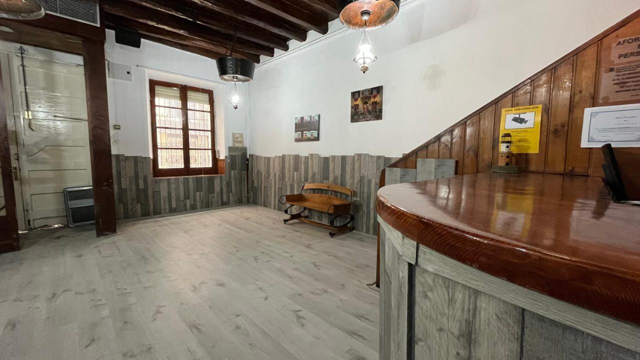Hostal La Premsa أرينيس دي مار المظهر الخارجي الصورة