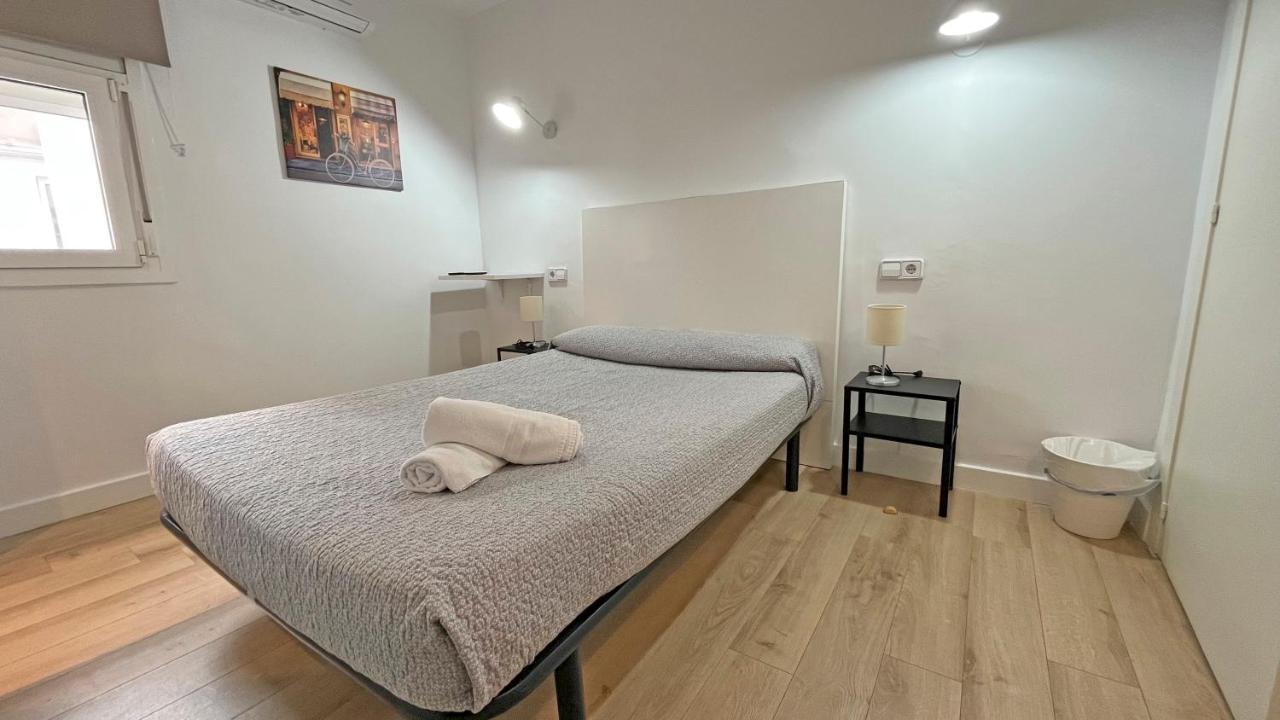 Hostal La Premsa أرينيس دي مار المظهر الخارجي الصورة