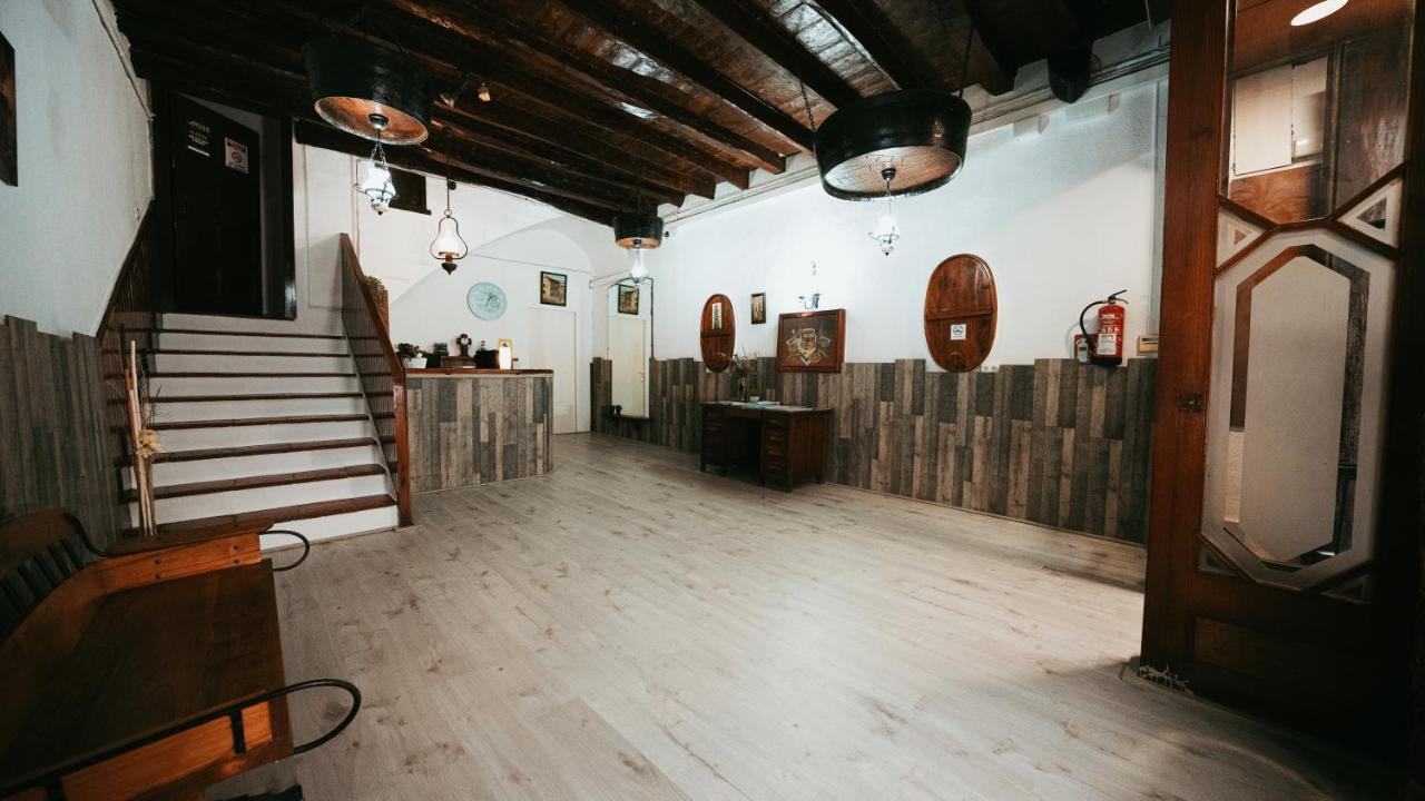 Hostal La Premsa أرينيس دي مار المظهر الخارجي الصورة
