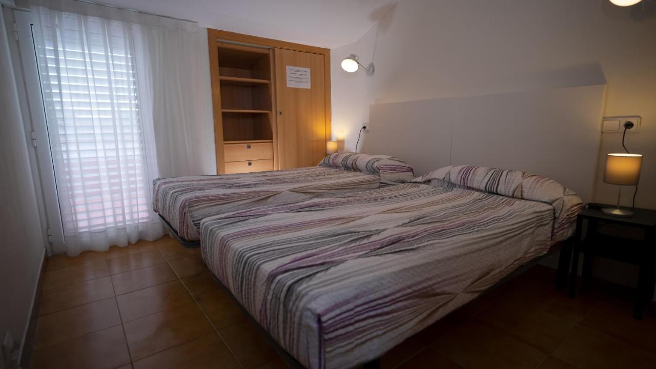 Hostal La Premsa أرينيس دي مار المظهر الخارجي الصورة