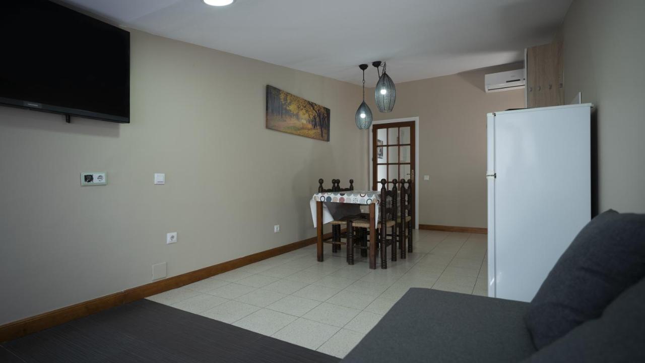 Hostal La Premsa أرينيس دي مار المظهر الخارجي الصورة