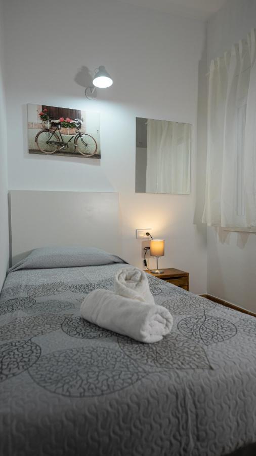 Hostal La Premsa أرينيس دي مار المظهر الخارجي الصورة